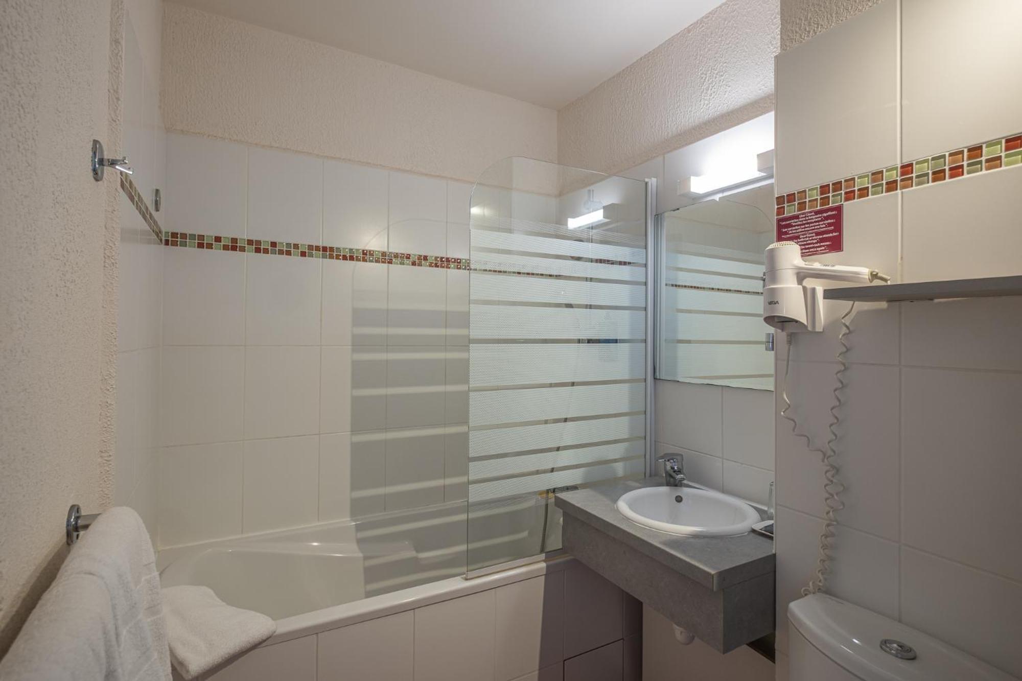 The Originals City, Hotel Cap Maya, Cap D'Agde Exterior photo